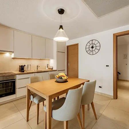 Apartman Malo *