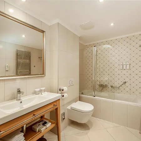 Malo Apartman